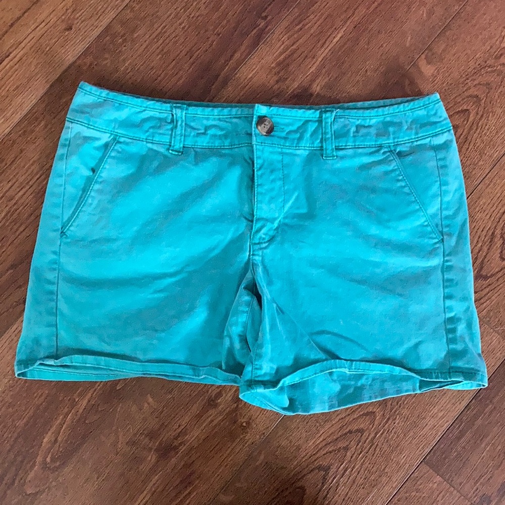 American Eagle aqua shorts